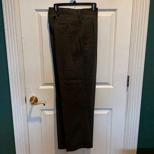 NWT Reunion Menswear double pleated front dress pant with cuffs